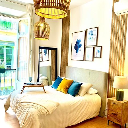 Calderon III Deluxe Central Sinesedesignhomes Malaga Zewnętrze zdjęcie