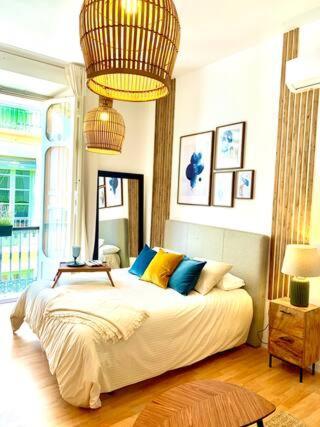 Calderon III Deluxe Central Sinesedesignhomes Malaga Zewnętrze zdjęcie