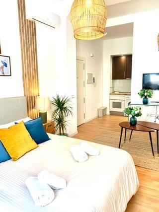 Calderon III Deluxe Central Sinesedesignhomes Malaga Zewnętrze zdjęcie