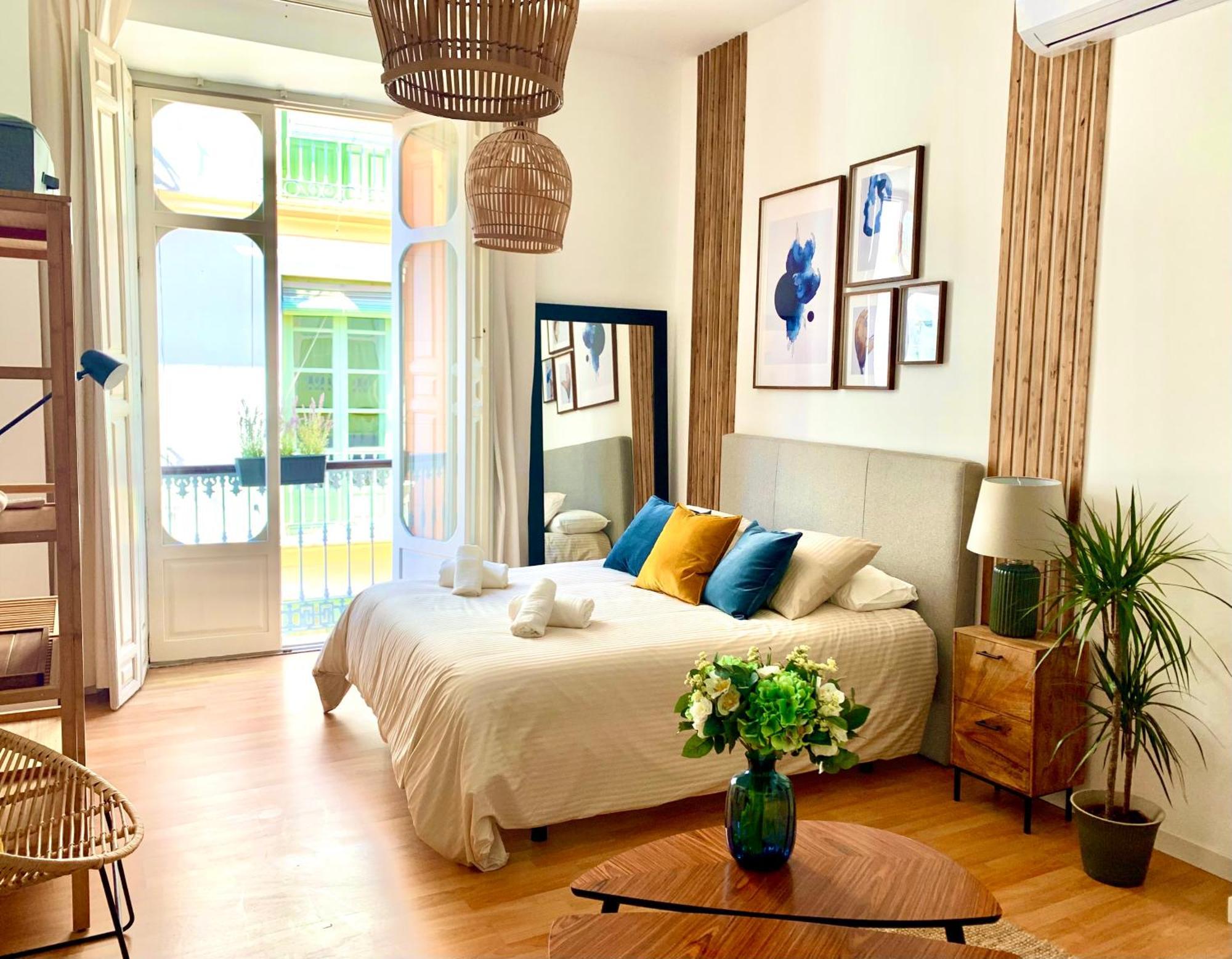 Calderon III Deluxe Central Sinesedesignhomes Malaga Zewnętrze zdjęcie