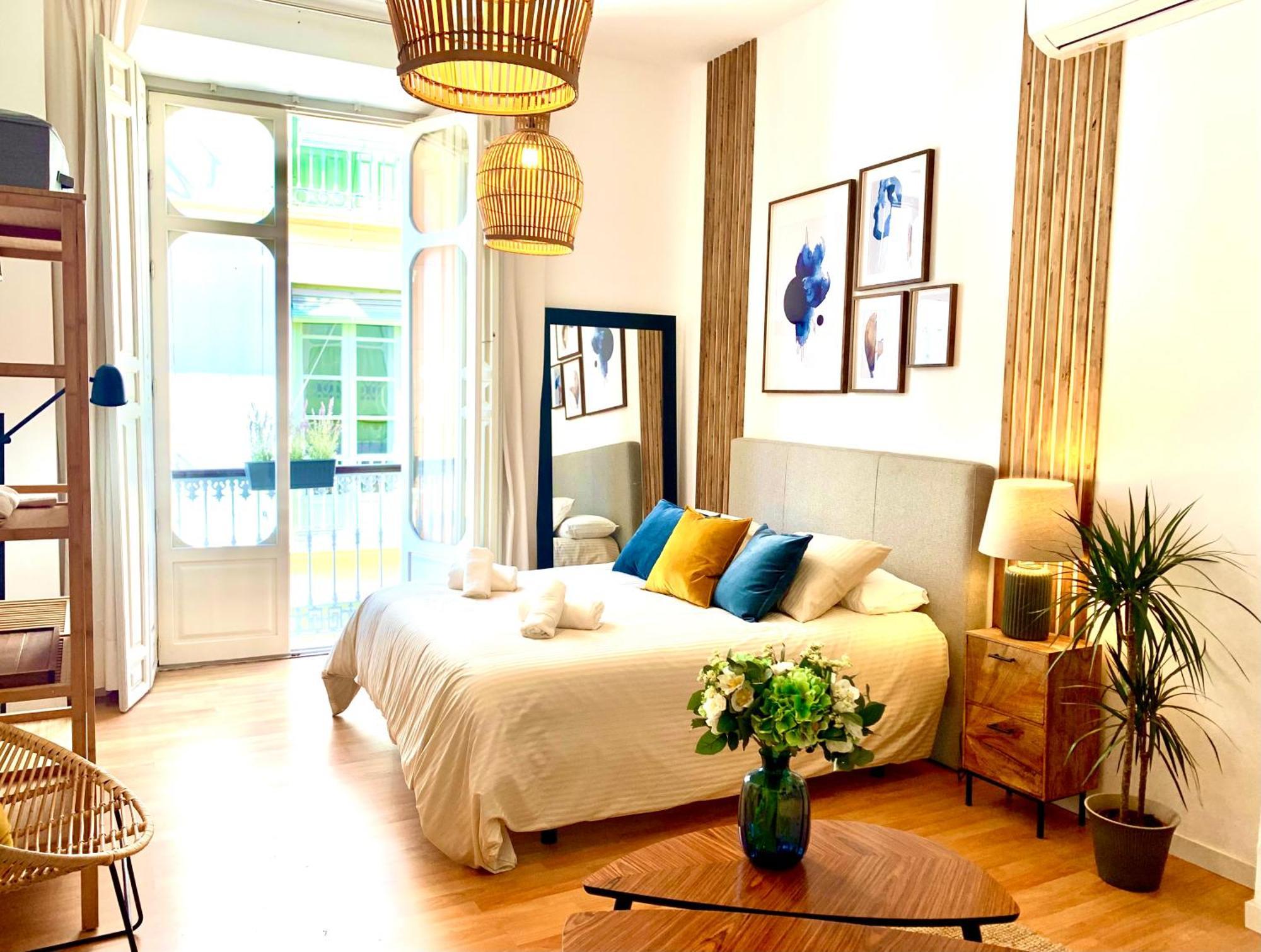 Calderon III Deluxe Central Sinesedesignhomes Malaga Zewnętrze zdjęcie